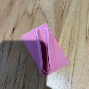 Pink lip gloss holder